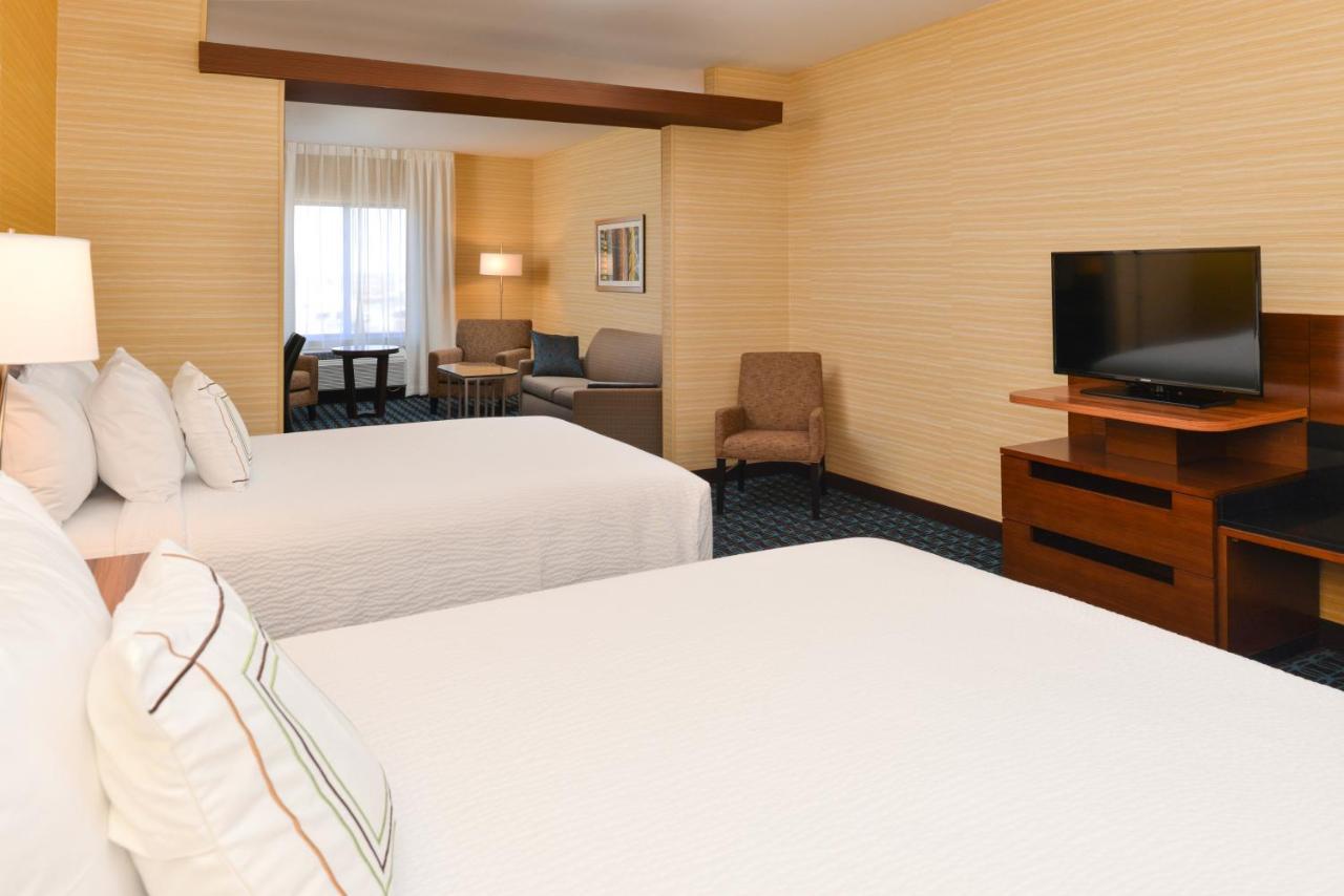 Fairfield Inn & Suites By Marriott Gallup Bagian luar foto