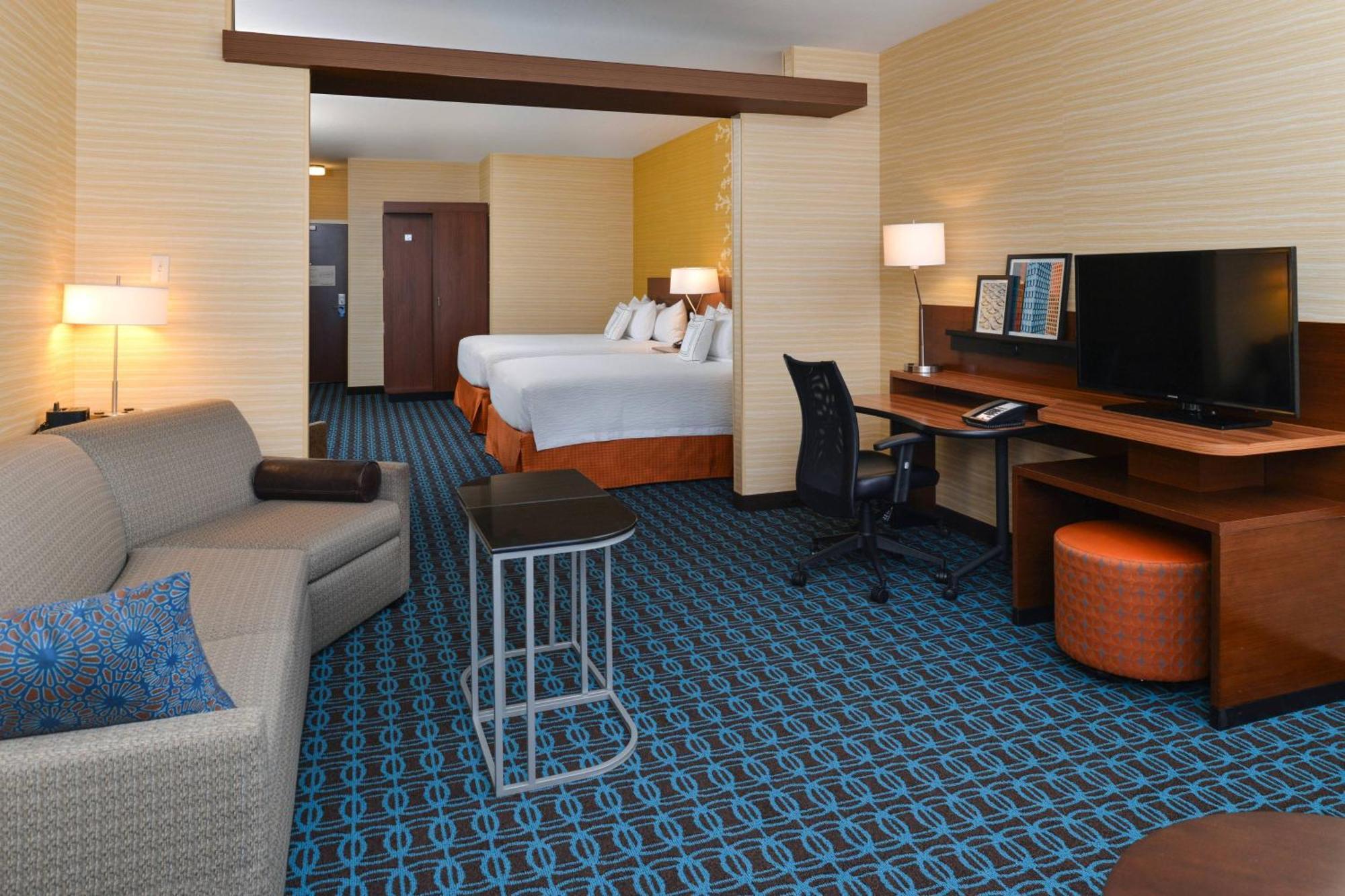 Fairfield Inn & Suites By Marriott Gallup Bagian luar foto