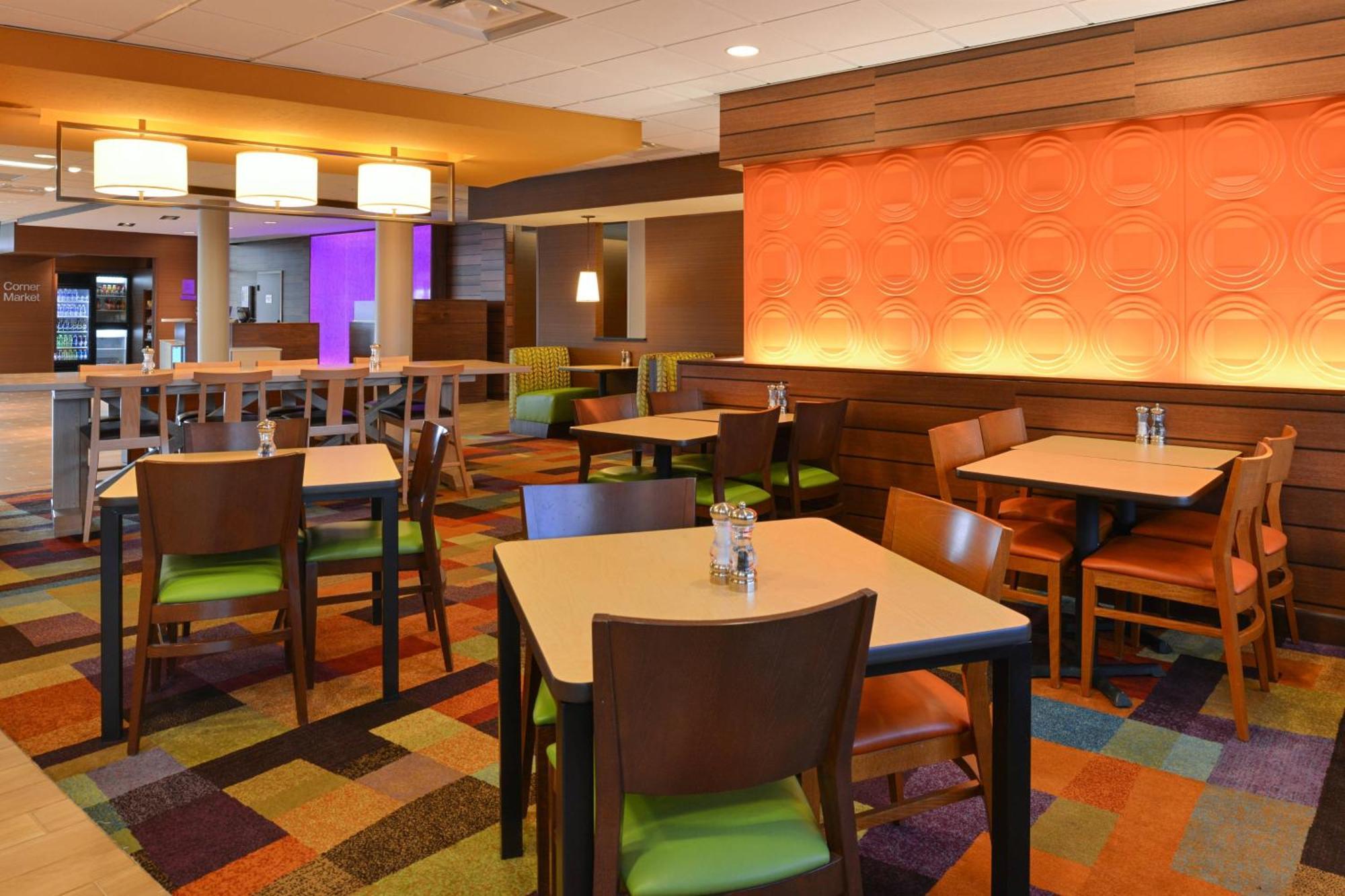 Fairfield Inn & Suites By Marriott Gallup Bagian luar foto