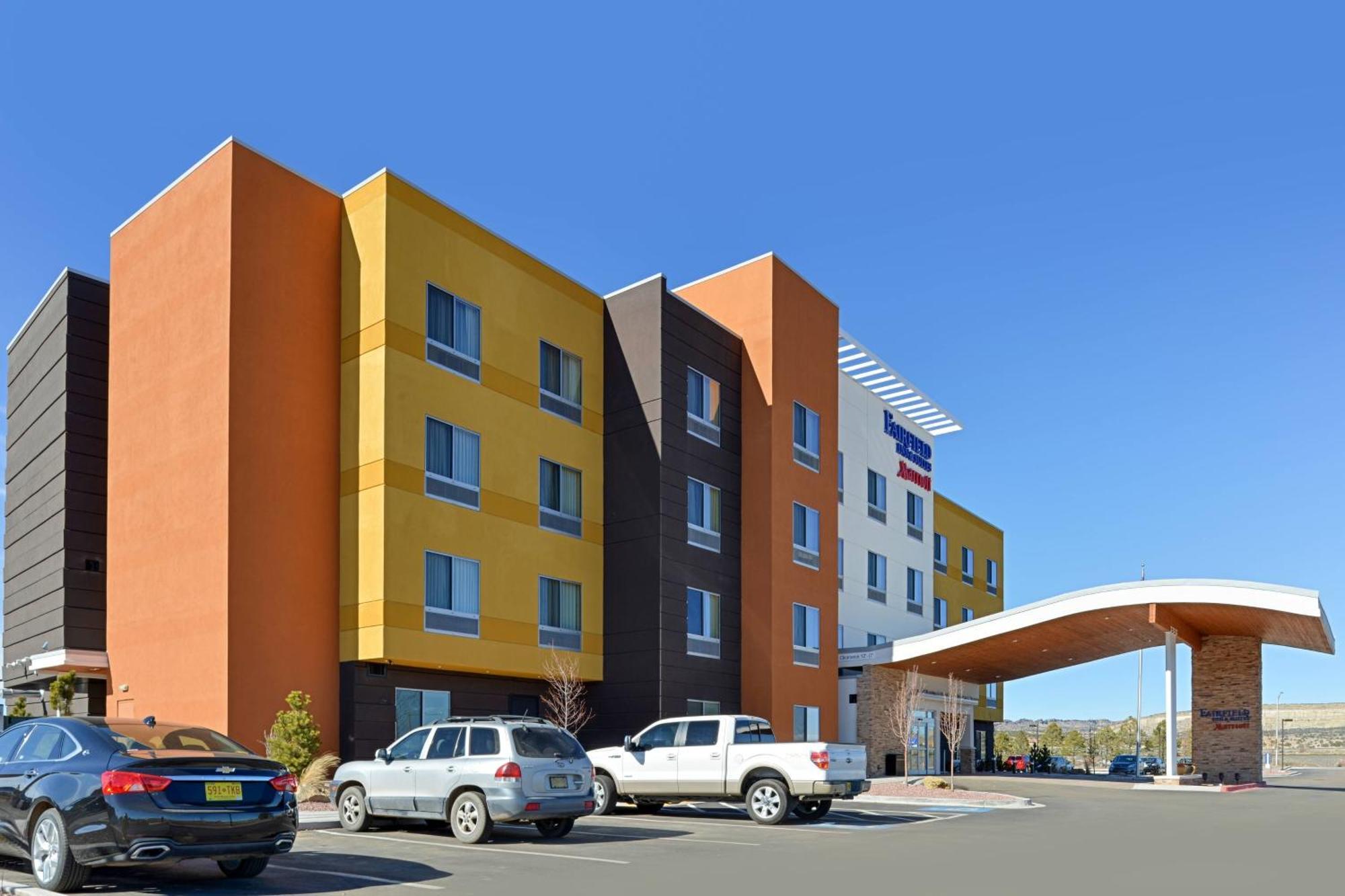 Fairfield Inn & Suites By Marriott Gallup Bagian luar foto